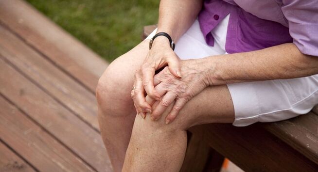 knee pain in arthritis and dry joints